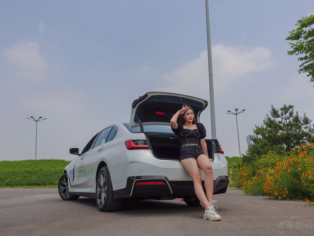 ԇ�{���Ri3 ����Ů��������Z��늄�(d��ng)�ͫF