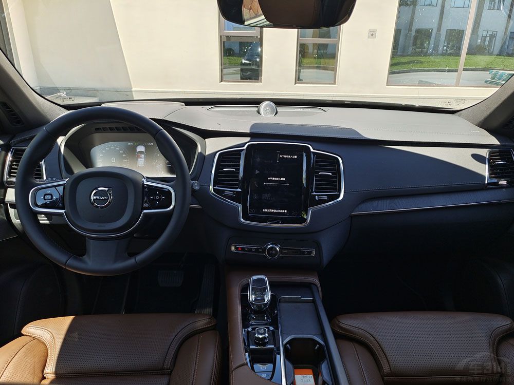 ԇ�{�֠���XC90 T8���e��һ����{���w�