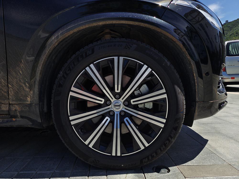 ԇ�{�֠���XC90 T8���e��һ����{���w�