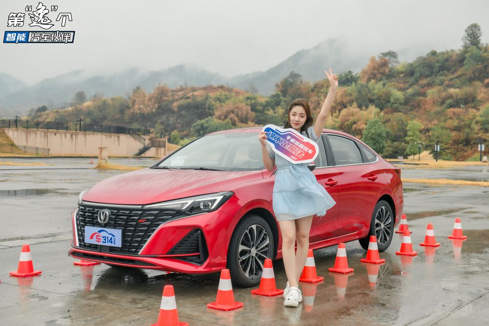 �L���݄�PLUS���V��ʲô�ǿƼ��������x��