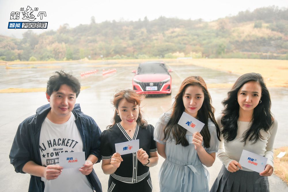 �L���݄�PLUS���V��ʲô�ǿƼ��������x��