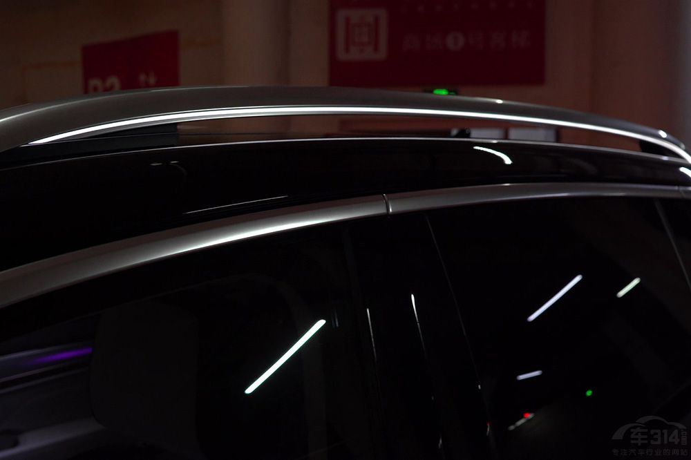 ԇ�{�󱊔�Ѳ��������SUV���Ǽ������B��