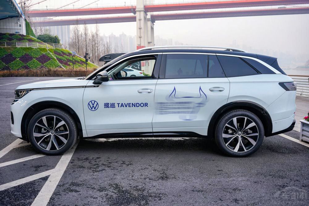 ԇ�{�󱊔�Ѳ��������SUV���Ǽ������B��