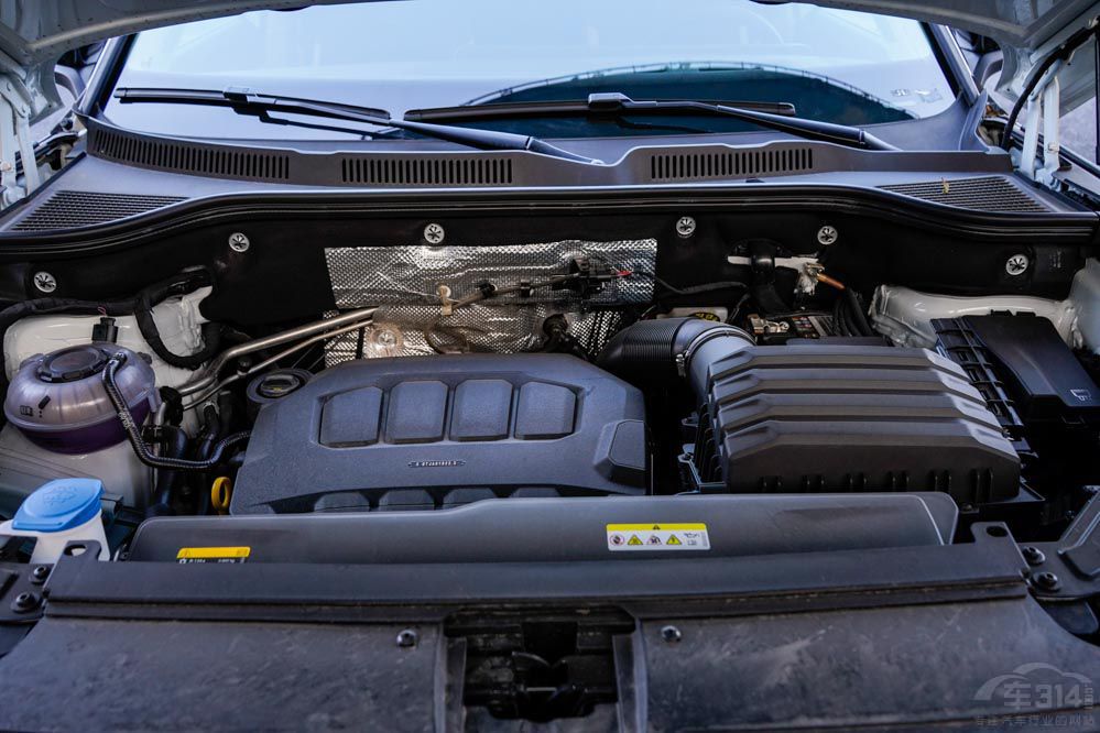 ԇ�{�󱊔�Ѳ��������SUV���Ǽ������B��