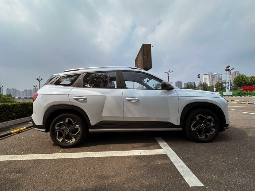 MUFASA���S���x15�f(w��n)��(n��i)����SUV�¾�����