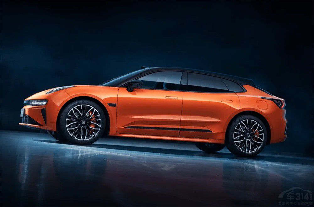 中期改款之間的對決!極氪001對比智己L7 中期改款之間的對決!極氪001對比智己L7