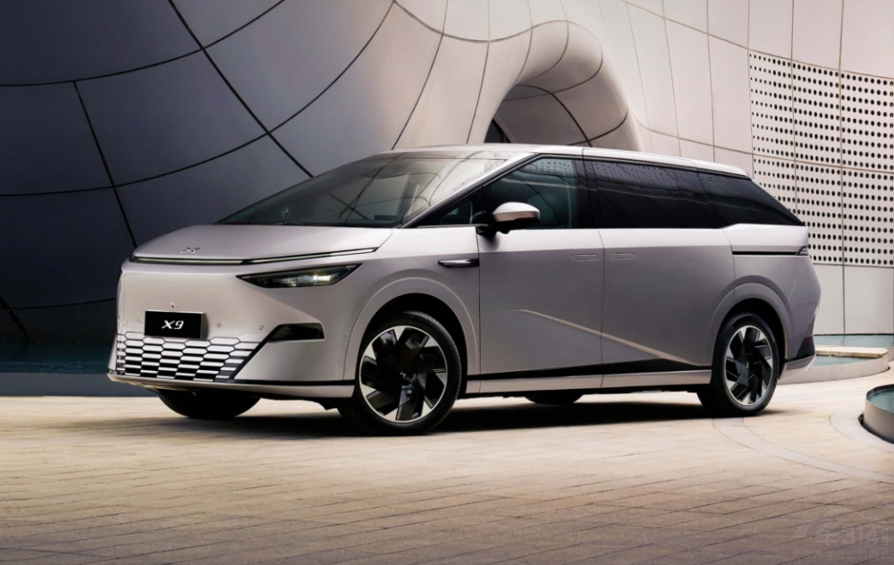 ��MPV֮��(zh��n)������MEGA��С�iX9���x�l��