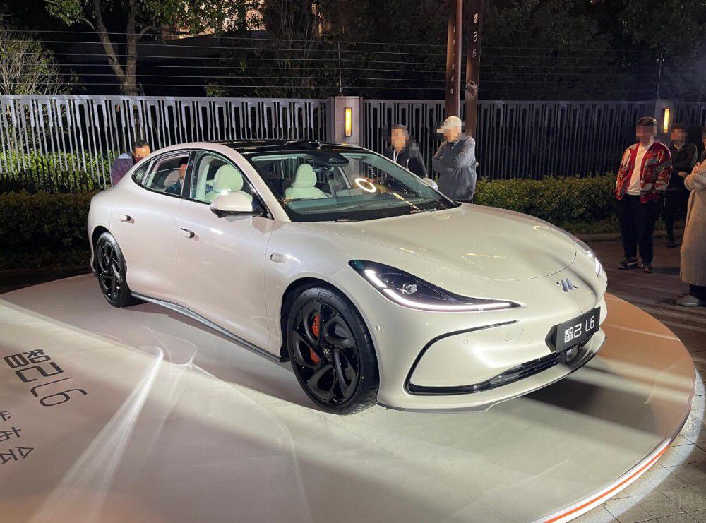 �Ǽ�L6��Ӳ�ϡ�С��SU7���@���������p�A