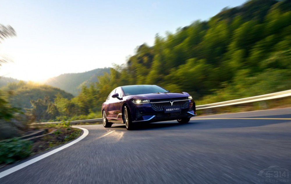 �����׷��PHEV�����֮�����������w��