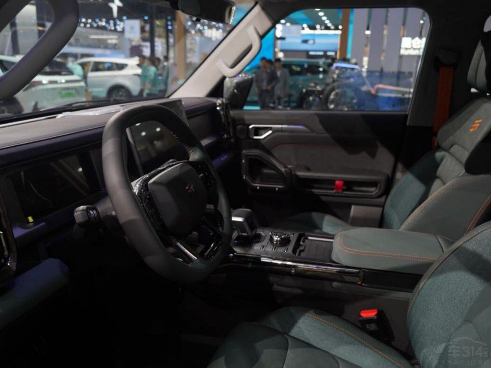 ����܇չֵ���I���ԃr��Ӳ��SUV����ɶ��