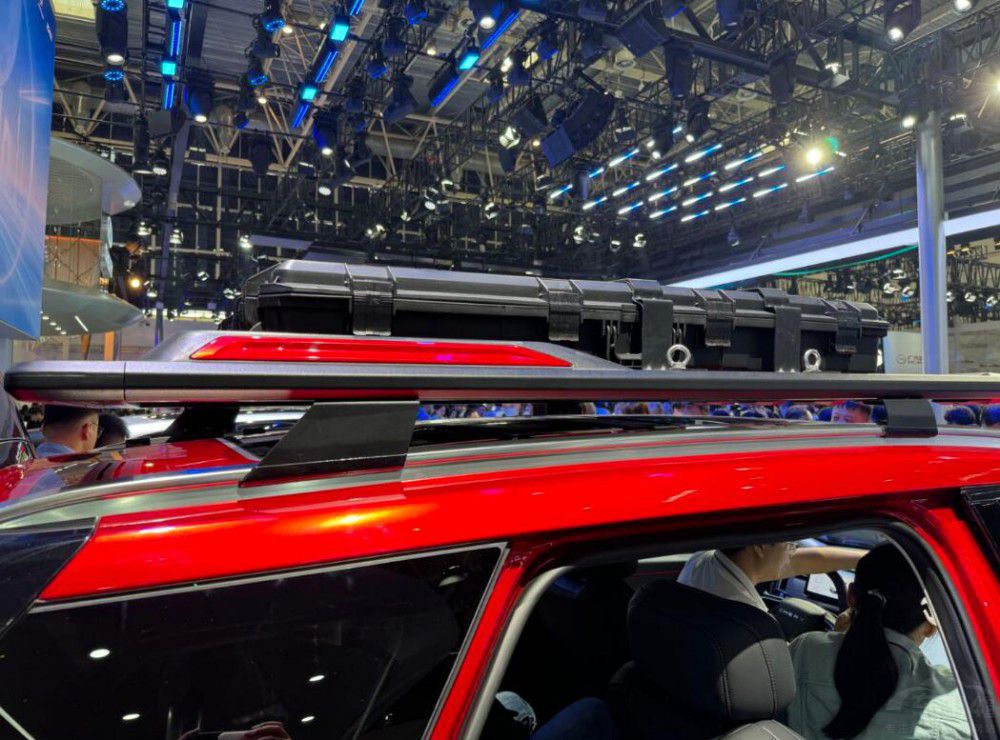 ����܇չֵ���I���ԃr��Ӳ��SUV����ɶ��