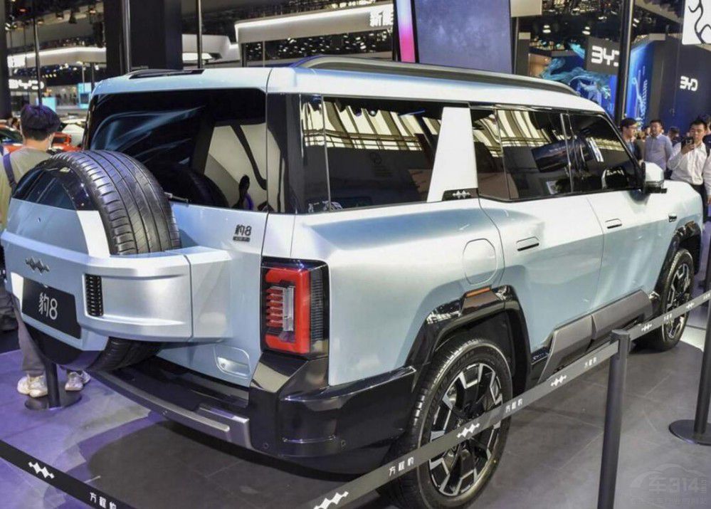 ����܇չ��ը�ѵ�SUV���������c̫����