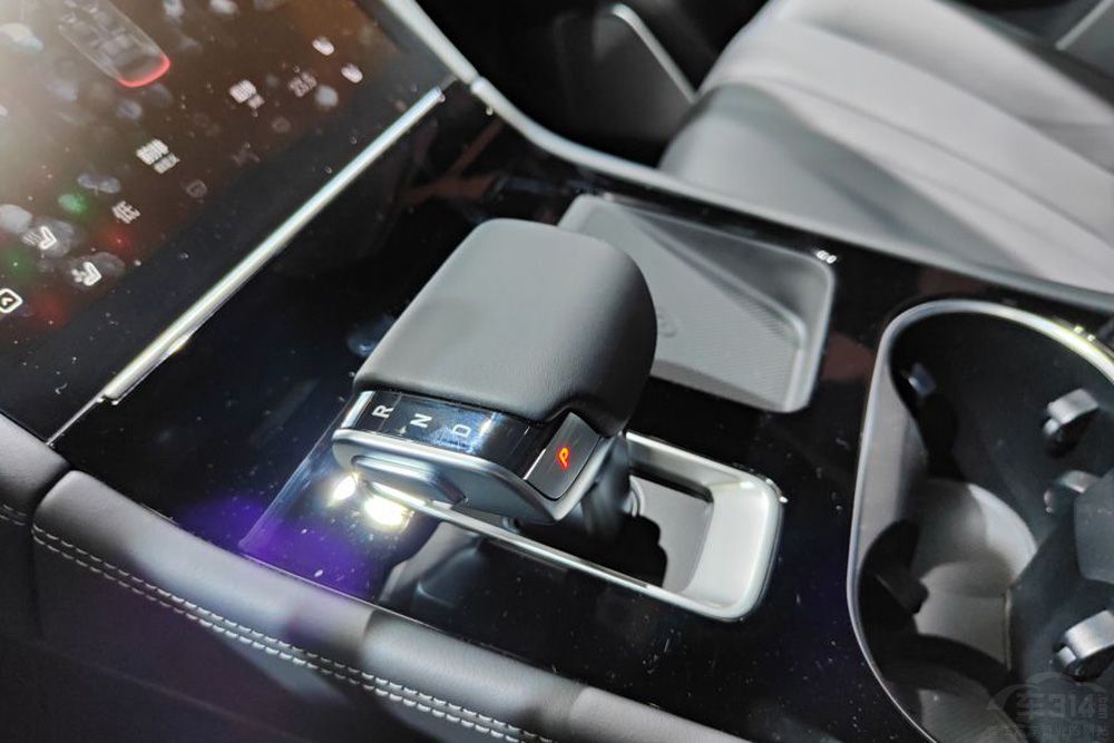 ��(w��n)��M5��(du��)������ONE �����ܑ�(zh��n)���ό�����