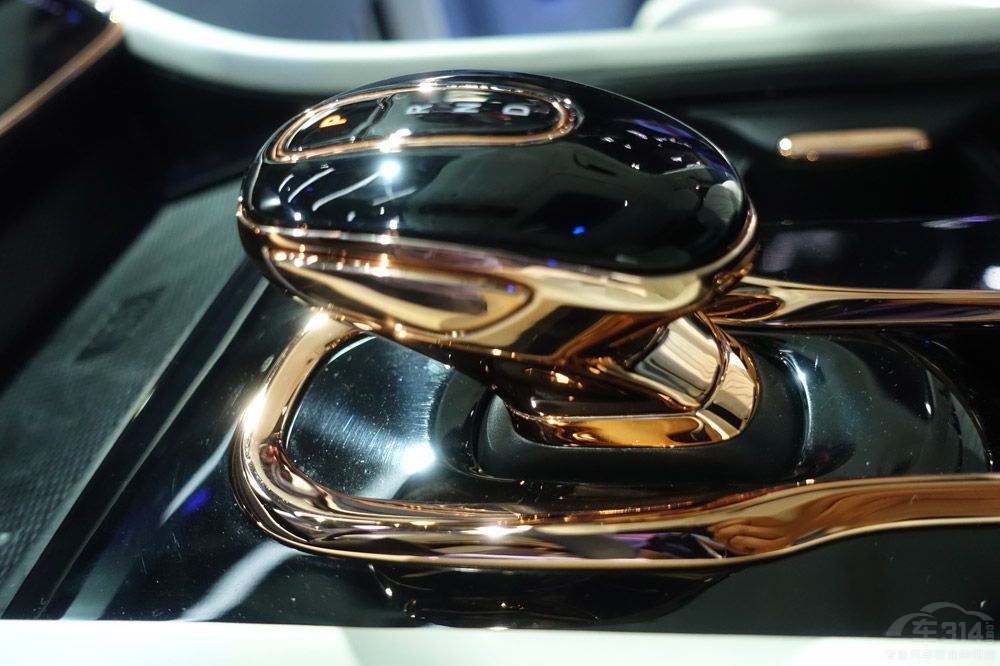 ֵ���ڴ����ذ�܇�P�c ̹��500����Ψһ