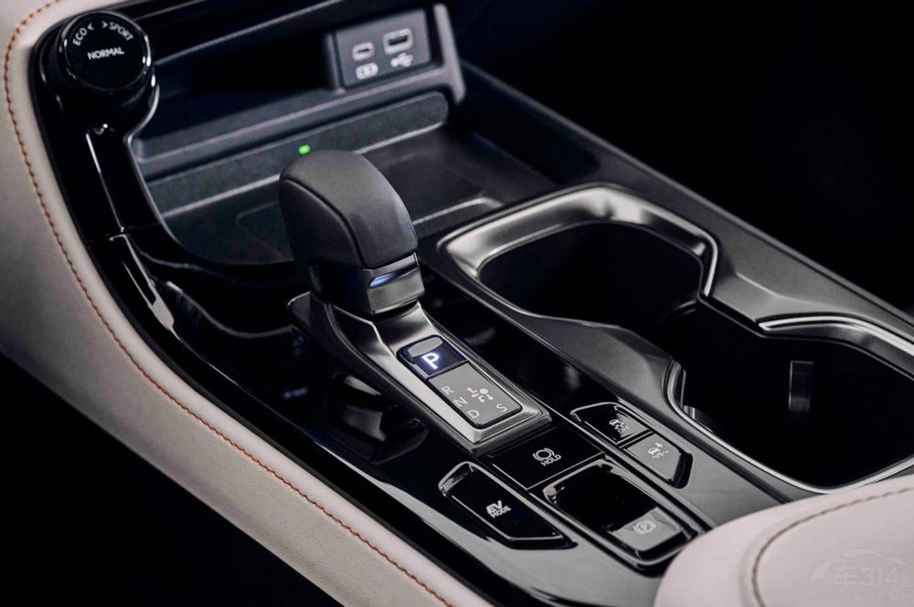 �������ASUV��y�� �l�ܫ@�ø�����A��