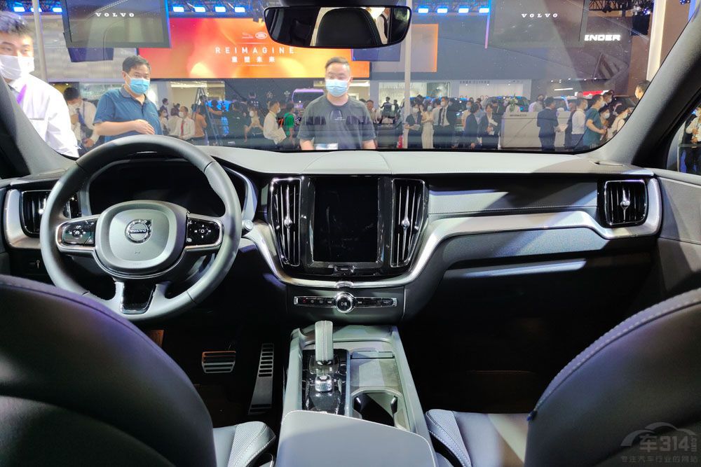 �������ASUV��y�� �l�ܫ@�ø�����A��