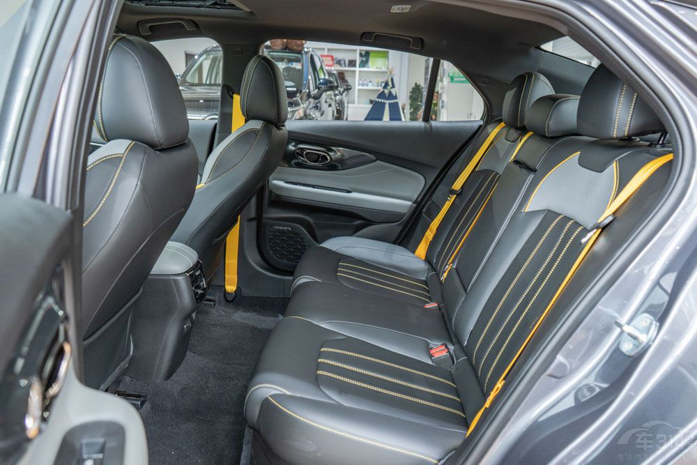 �l�����p�˵�һ���I�ܣ�UNI-V����Ӱ��