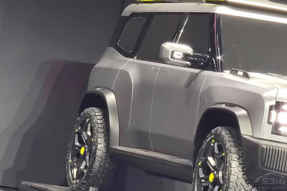 Ӳ��ԽҰ+���(q��)+2.0T�����a(ch��n)·���l(w��i)ʿ����