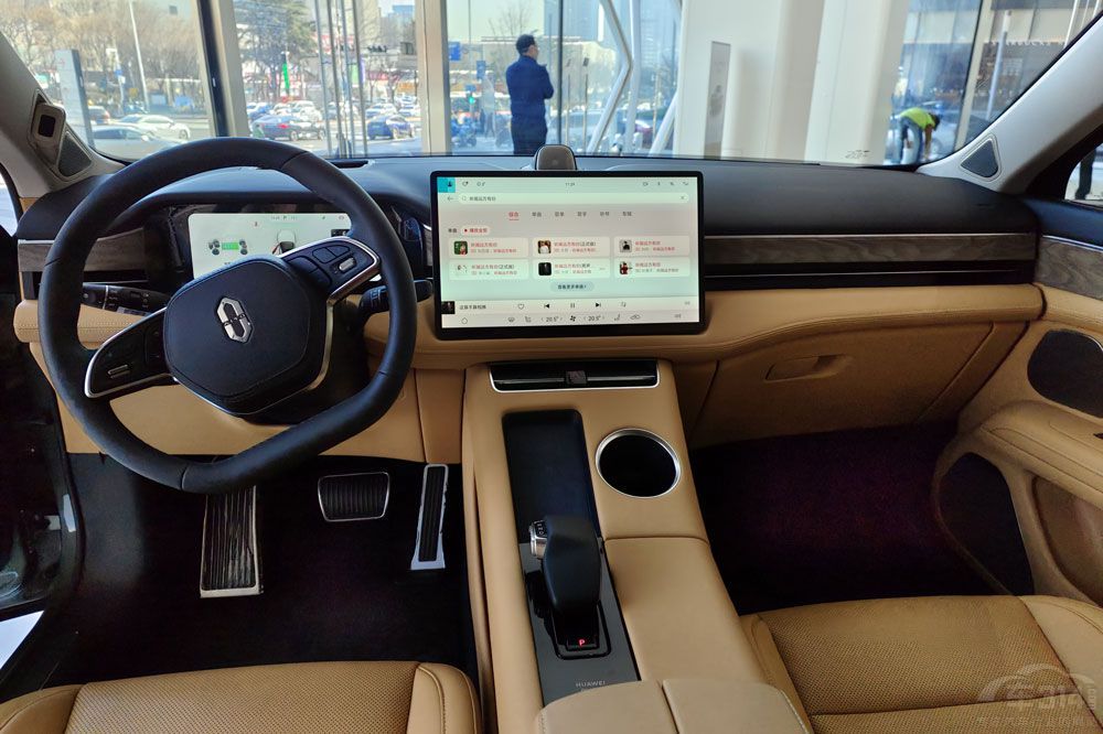 �����g �����_��ˬ ����ԇԇ�@�׿�SUV