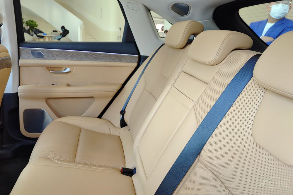 �����g �����_��ˬ ����ԇԇ�@�׿�SUV