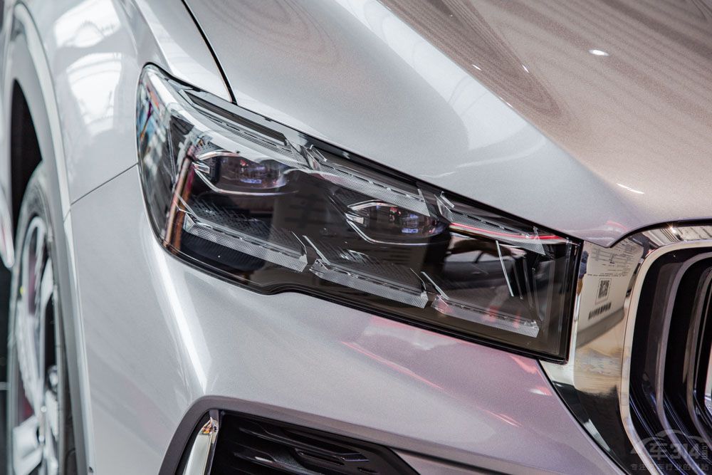 15-20�f����SUV���]�l �@����܇�����e�^