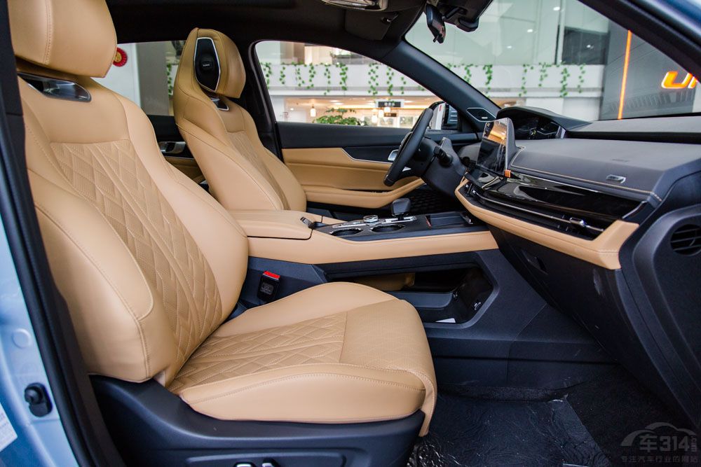 15-20�f����SUV���]�l �@����܇�����e�^