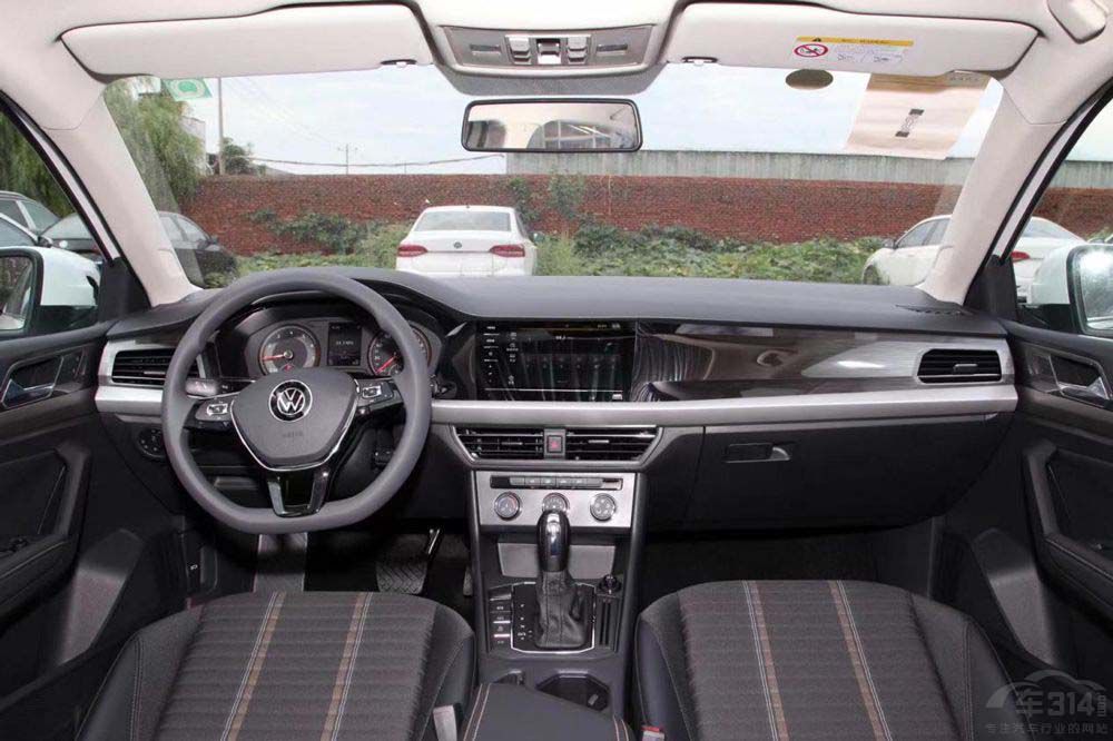 ���m��ӭ��С�Ŀ܎�����ݵ����²�����