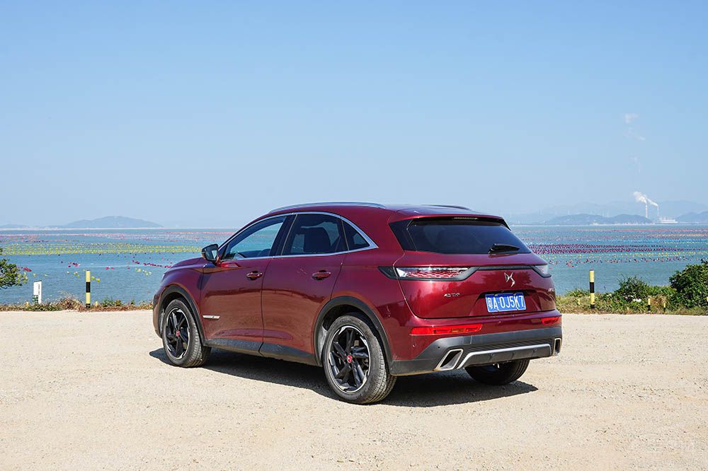 開這幾款車回老家 門檻都能被“村花”踩平 開這幾款車回老家 門檻都能被“村花”踩平