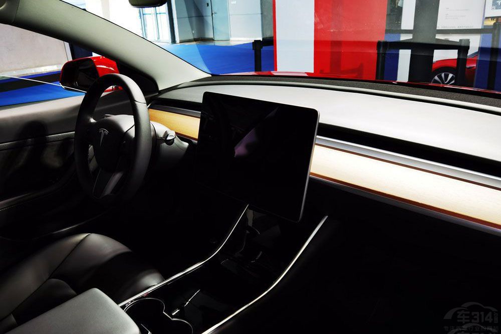 Model 3����С�iP7 �r�����ԓ��ô�x��