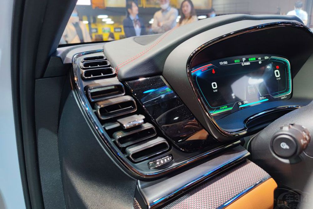 20�fֻ���x���w�̈́P���𣿱ȁ��ϝh����