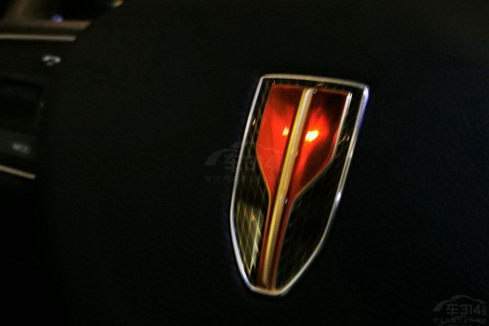 20�f�ISUV���x̽�����t��HS5��ԒҪ�f