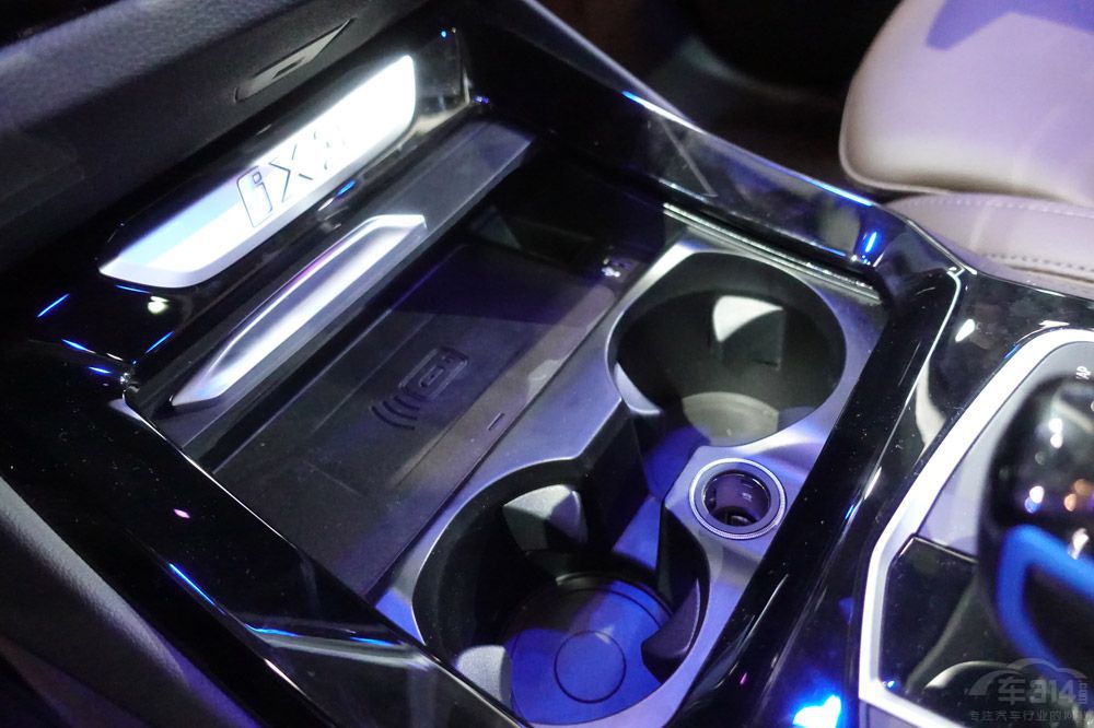 ���ͼ��SUV ε��ES6�c���RiX3ԓ�x�l��