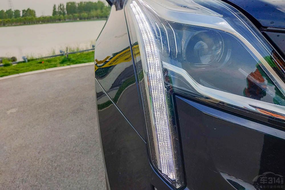 �P������XT5���֠���XC60�l���и�����