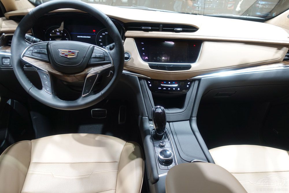 �P������XT5���֠���XC60�l���и�����