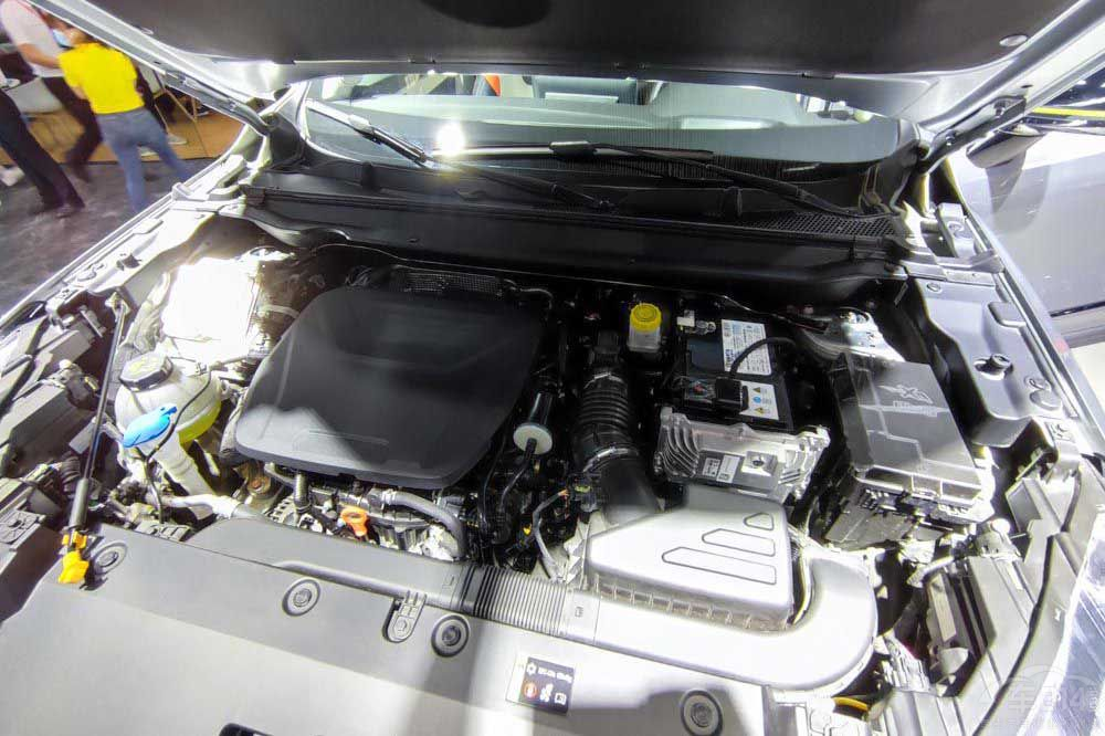 �ڶ���CS75 PLUS���� ����H6��(du��)�ց�(l��i)����