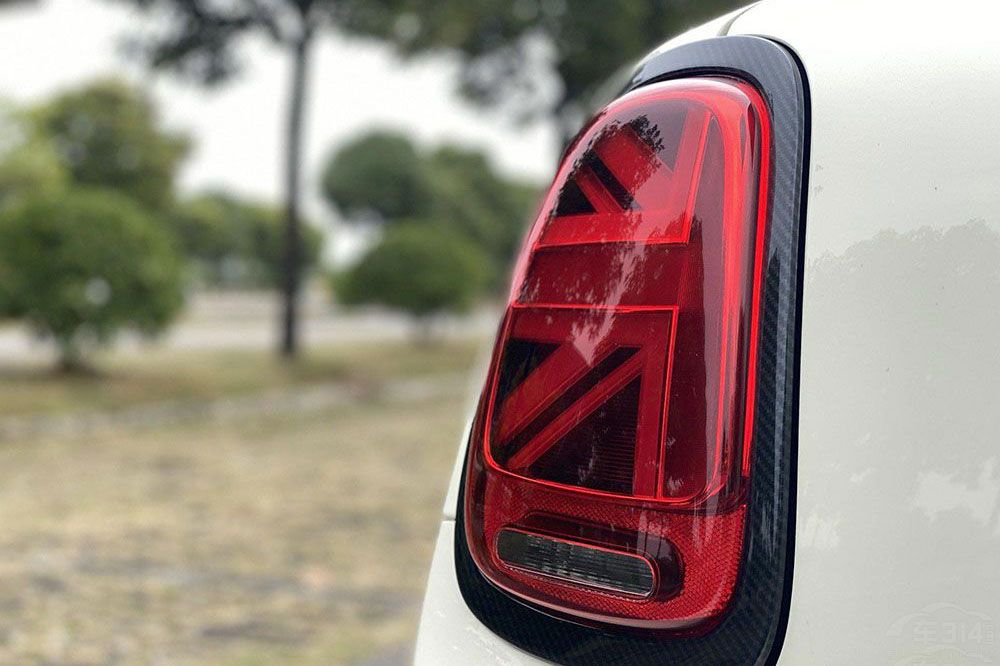 С��Ůϲ�۵�܇�ͱP�c(di��n)  ����MINI߀���l