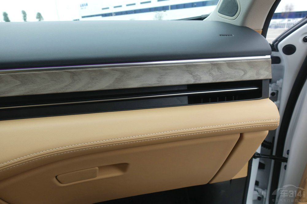 Ħ��DHT PHEV�͆���M5������ϲ�g�l��