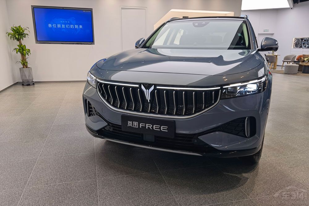 �ɷ���֮�� ����ʽSUV܇�x����߀�Ǎ��D��