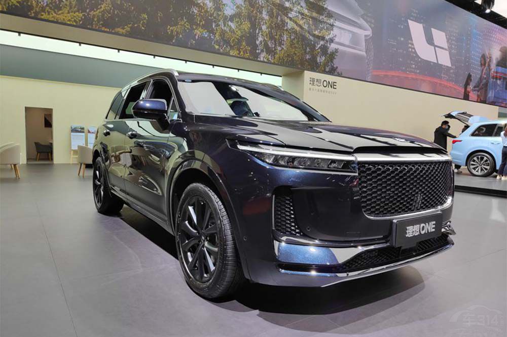 �ɷ���֮�� ����ʽSUV܇�x����߀�Ǎ��D��