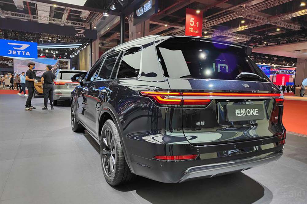 �ɷ���֮�� ����ʽSUV܇�x����߀�Ǎ��D��