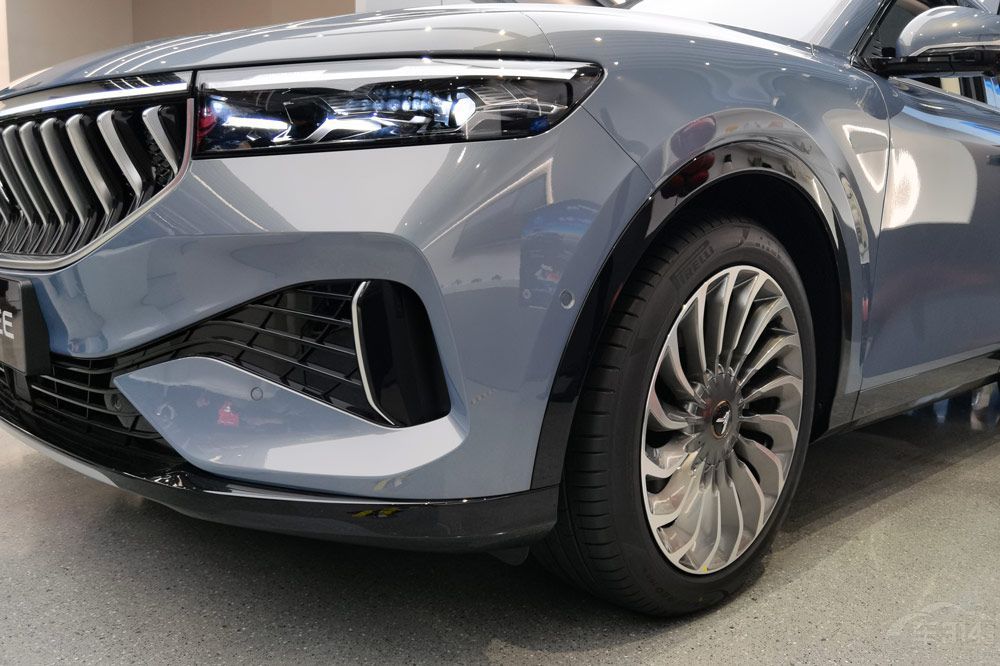 �ɷ���֮�� ����ʽSUV܇�x����߀�Ǎ��D��