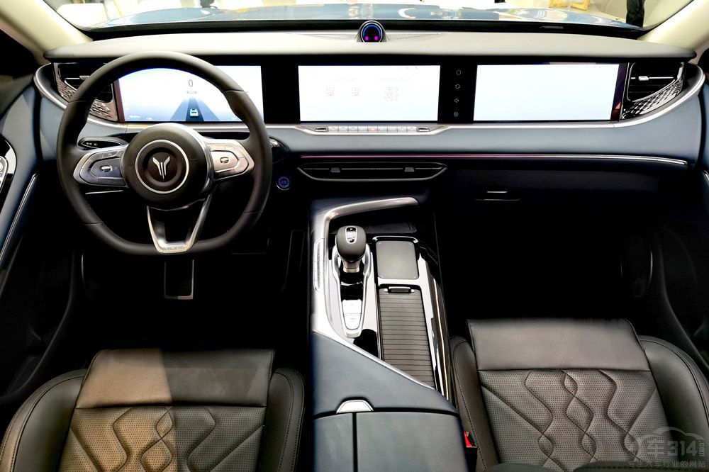 �ɷ���֮�� ����ʽSUV܇�x����߀�Ǎ��D��