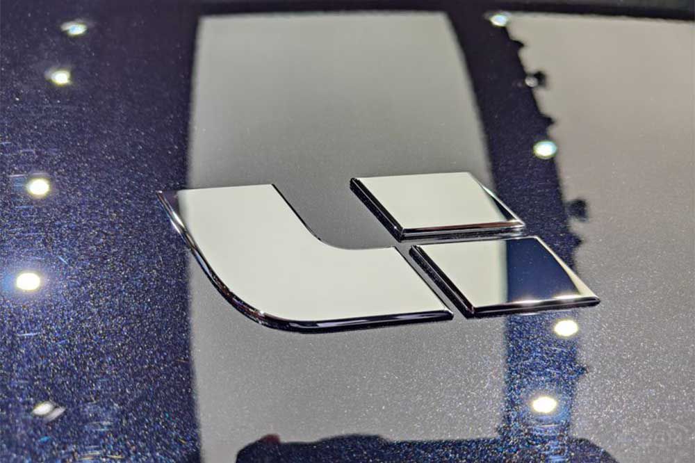 �ɷ���֮�� ����ʽSUV܇�x����߀�Ǎ��D��