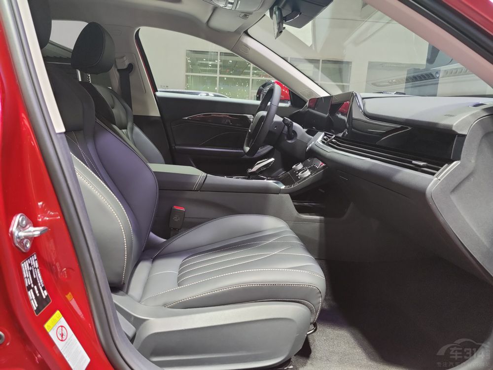 ȫ�µ��������vB70�@C-NCAP���ǰ�ȫ܇