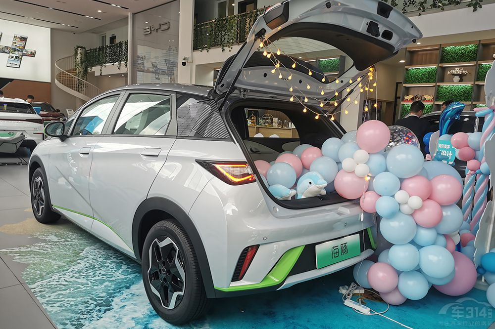 �ȁ��Ϻ���PK����СΛρ���l������Ĳ���