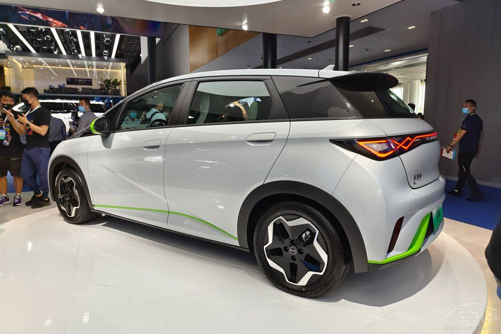 �ȁ��Ϻ���PK����СΛρ���l������Ĳ���