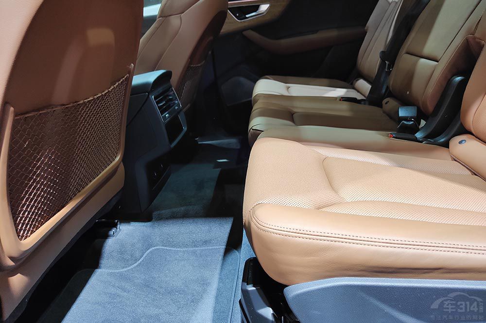 寶馬X5國產(chǎn)化 對比奧迪Q7誰更值得擁有 寶馬X5國產(chǎn)化 對比奧迪Q7誰更值得擁有