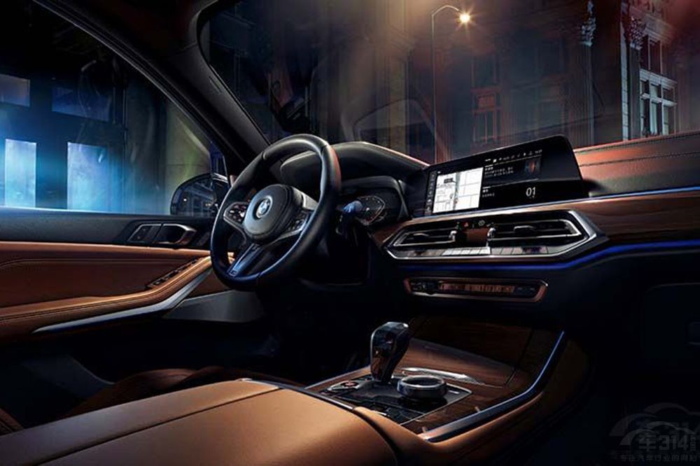 寶馬X5國產(chǎn)化 對比奧迪Q7誰更值得擁有 寶馬X5國產(chǎn)化 對比奧迪Q7誰更值得擁有