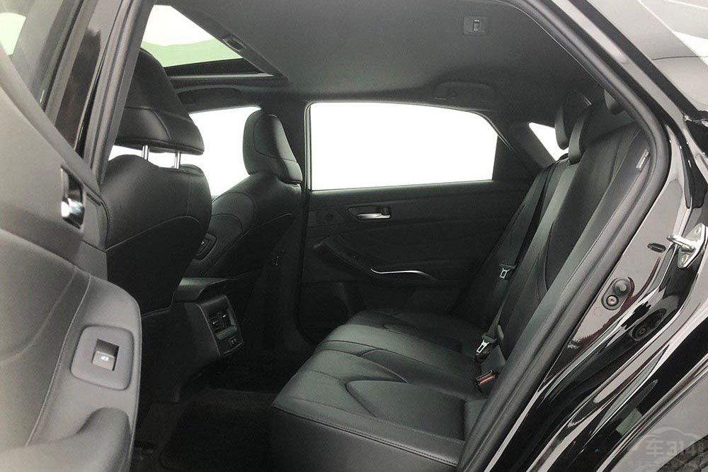 車型配置很多 全新亞洲龍就這么買就對(duì)了 車型配置很多 全新亞洲龍就這么買就對(duì)了