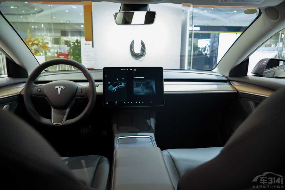 比亞迪漢DM-p駕到 Model 3P瞬間不香了 比亞迪漢DM-p駕到 Model 3P瞬間不香了